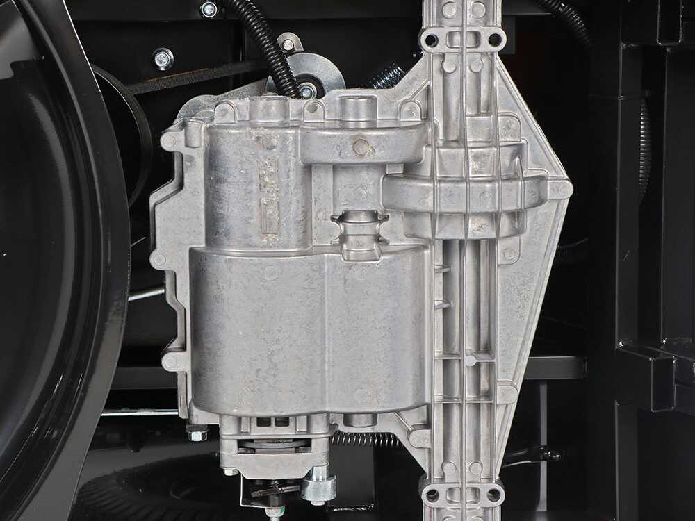 Tractor-Cortacesped-Minirider-Geotech-RM-75-610-C-Motor-de-224cc-13 Tractor-Cortacesped-Minirider-Geotech-RM-75-610-C-Motor-de-224cc-13