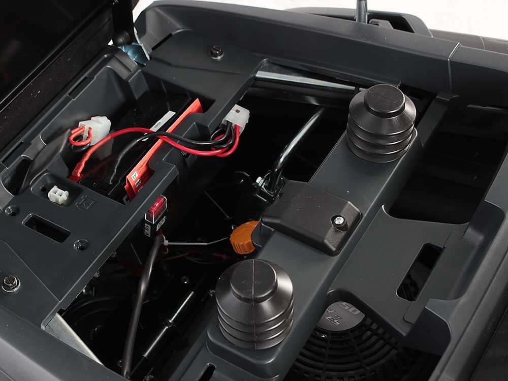 Tractor-cortacesped-Alpina-AT2-66-QA-Motor-224-cc-Recogedor-17 Tractor-cortacesped-Alpina-AT2-66-QA-Motor-224-cc-Recogedor-17